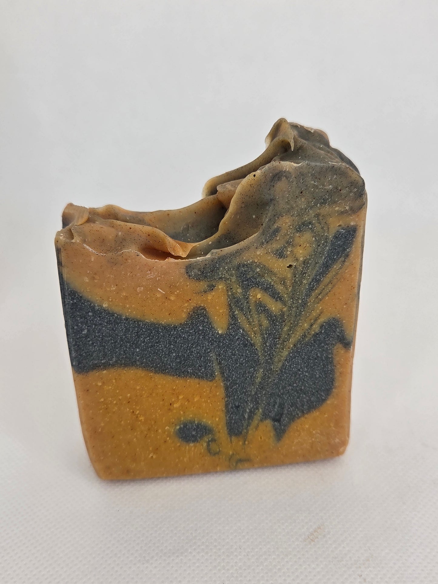 Activated charcoal & Turmeric soap bar Hydrating Dry Skin Sensitive Skin Alcohol Free Soothing All Skin Types Oil Control Silicone Free Organic Hydrating Scented Unscented