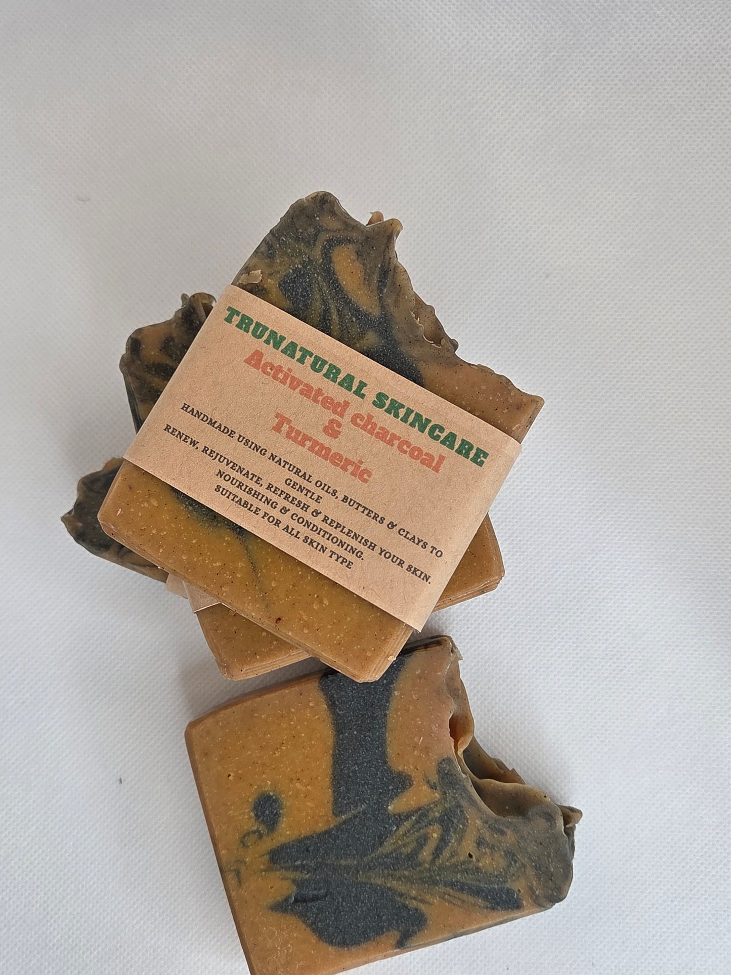 Activated charcoal & Turmeric soap bar Hydrating Dry Skin Sensitive Skin Alcohol Free Soothing All Skin Types Oil Control Silicone Free Organic Hydrating Scented Unscented